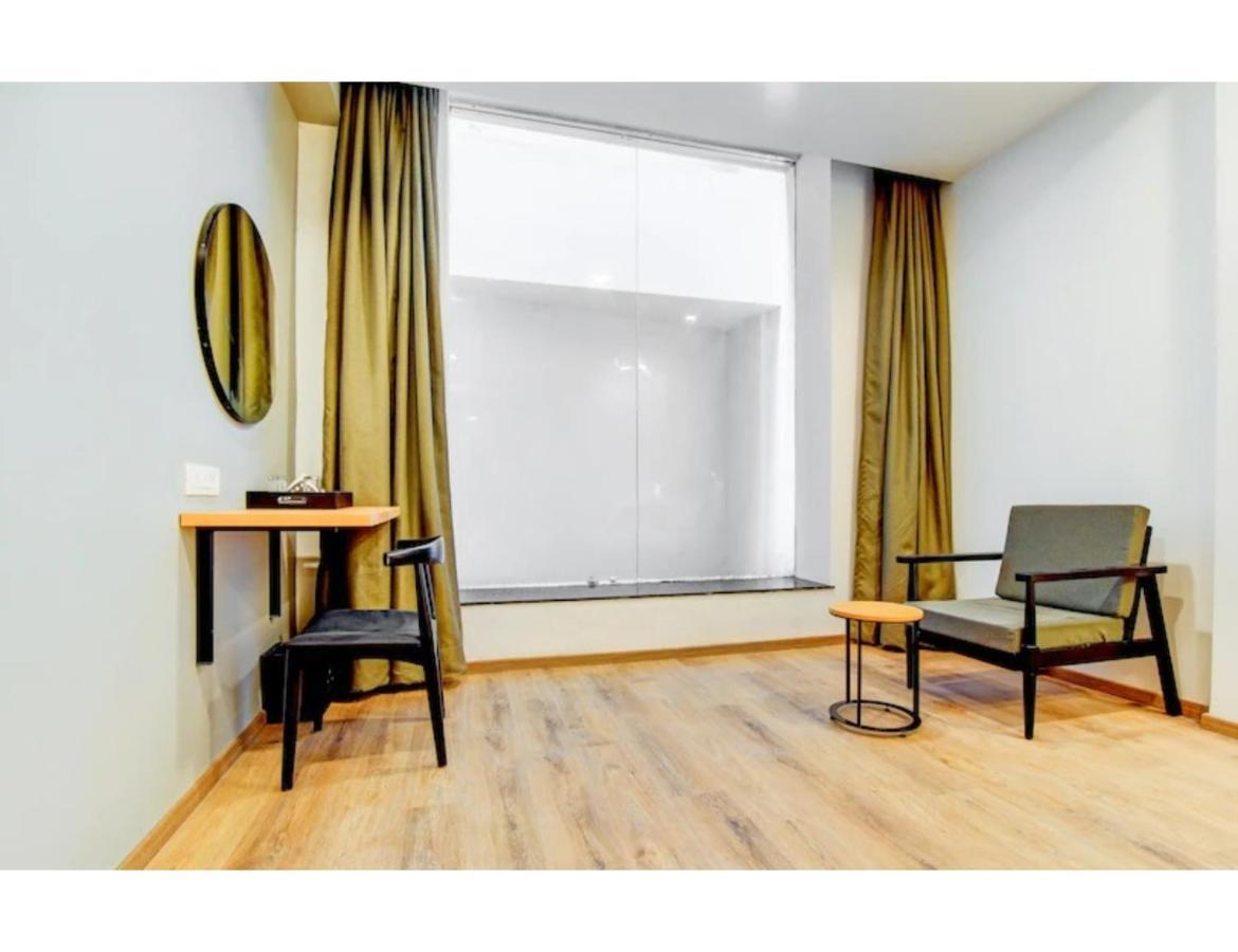 Hotel Landmark, Lucknow Ngoại thất bức ảnh